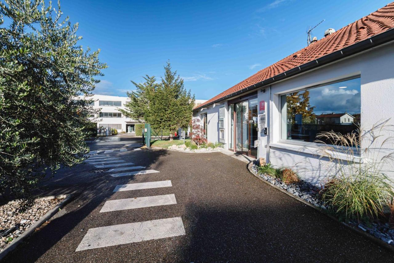 Hotel Campanile Lyon Bron Eurexpo Zewnętrze zdjęcie