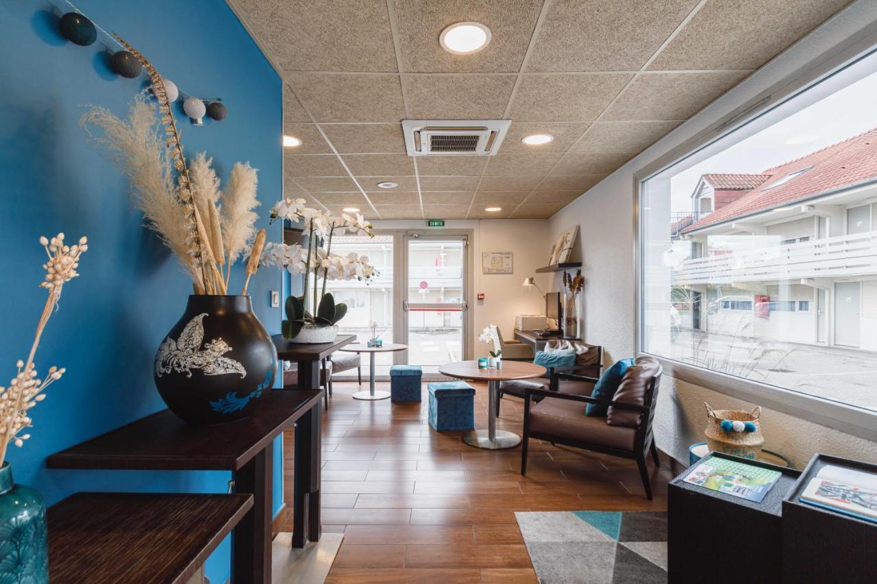 Hotel Campanile Lyon Bron Eurexpo Zewnętrze zdjęcie