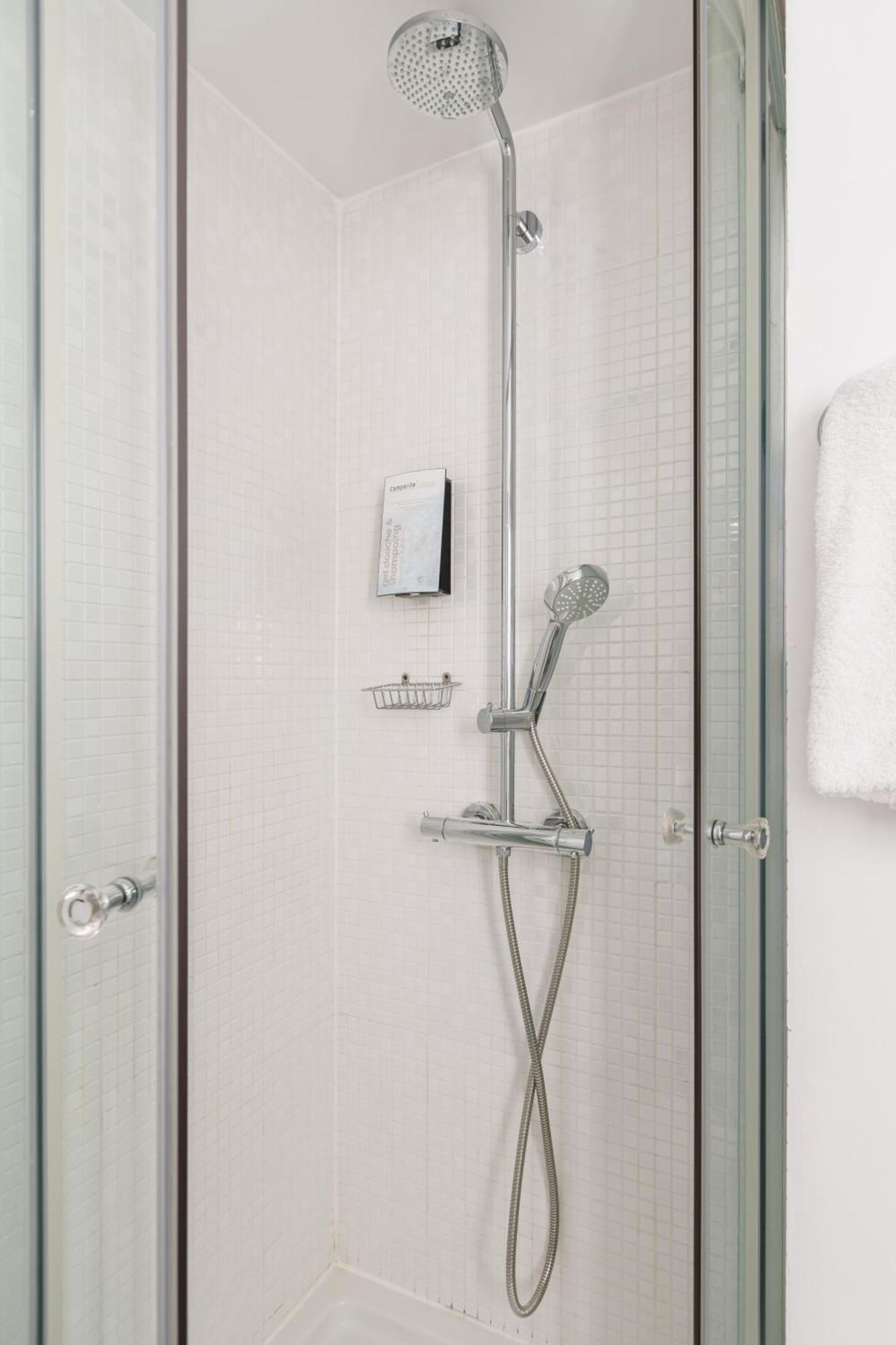 Hotel Campanile Lyon Bron Eurexpo Zewnętrze zdjęcie